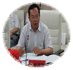 区政协常委杨克勤做委员交流发言.JPG
